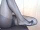 gambe in collant  e piedino